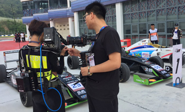 F1賽車(chē)現(xiàn)場(chǎng)攝像機(jī)視頻無(wú)線(xiàn)傳輸案例