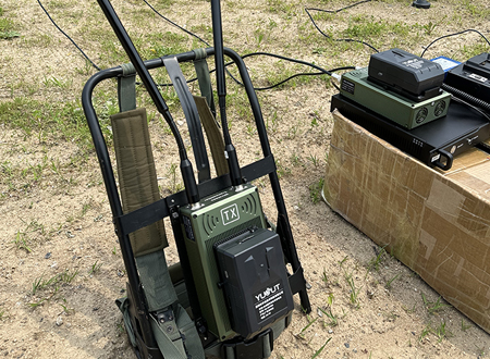 宇東技術(shù)雷神1號(hào)單兵圖傳電臺(tái)應(yīng)用于某野戰(zhàn)部隊(duì)演習(xí)應(yīng)急信使用
